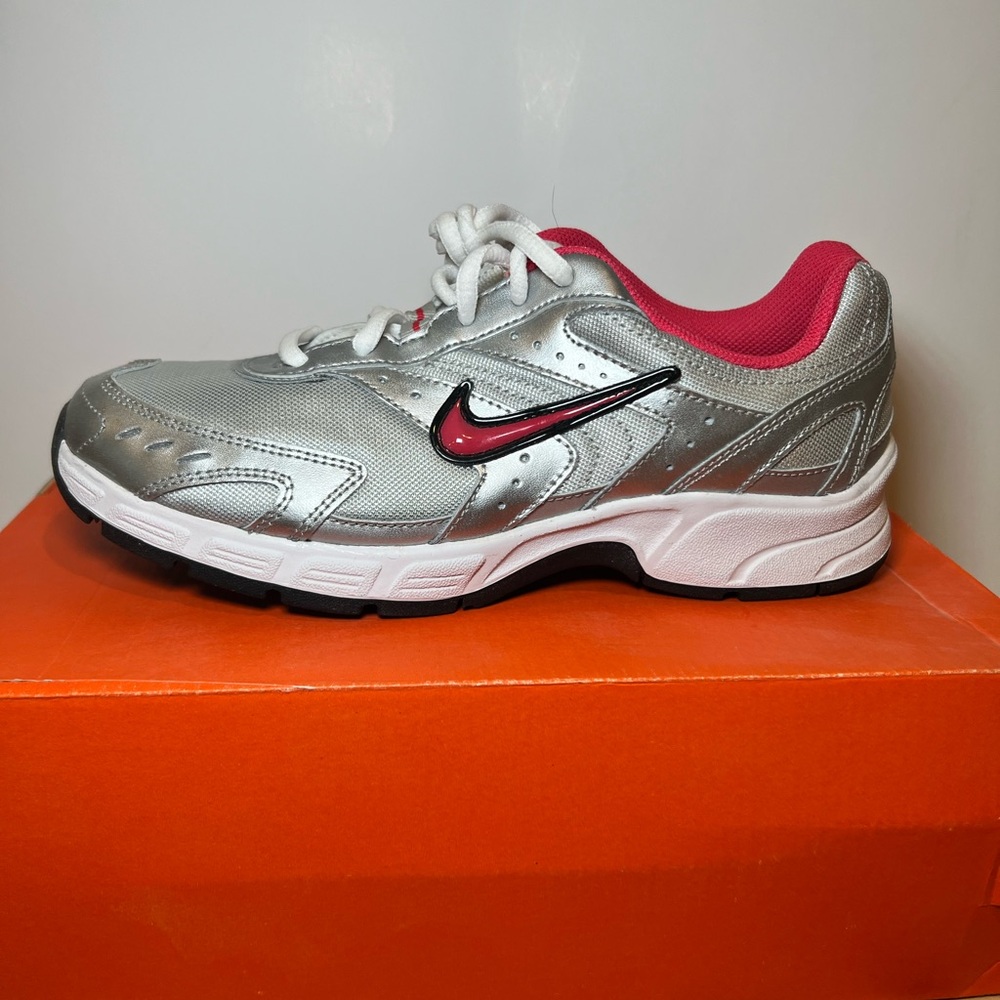 Girls Nike sneakers